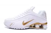 baskets nike shox r4 flywire white gold